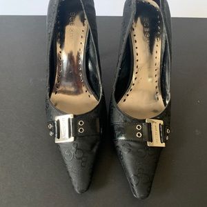 BCBG Black Pumps